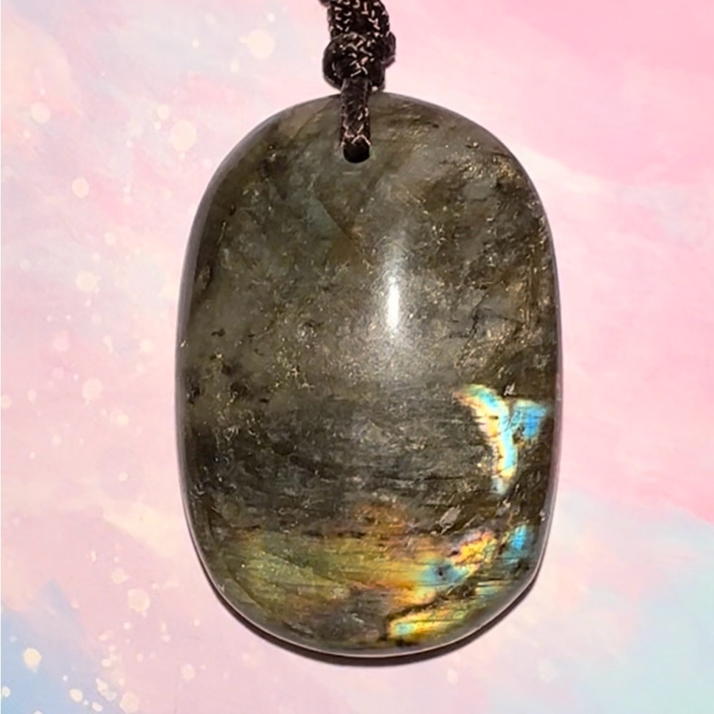 Labradorite Rainbow Flash Large Oval Palm Stone Natural Gemstone Crystal Pendant - Picture 14 of 16